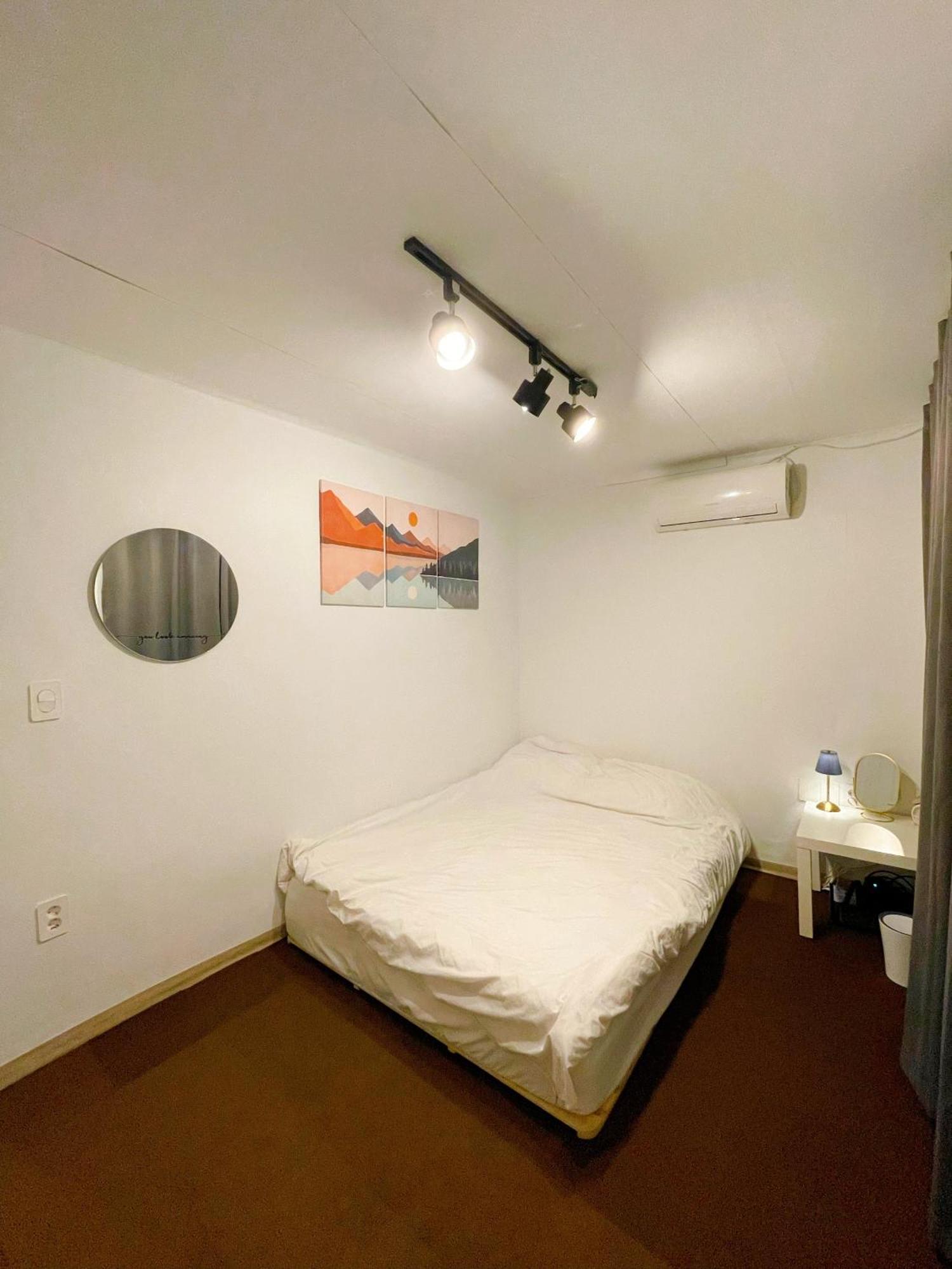 Gnb House L 2min Hongdae St L 2r1b L Cozy & Sweet